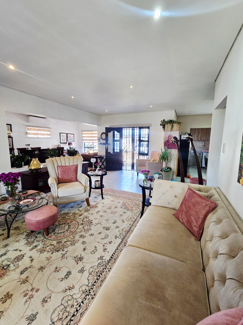 Commercial Property for Sale in Wilkoppies North West